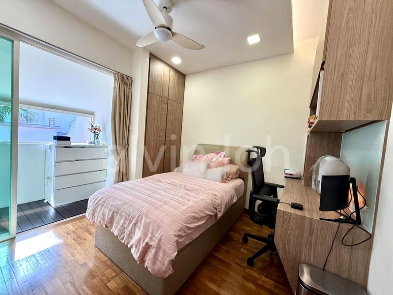 6 Bed Cluster House (Landed) for Sale in  Horizon Gardens - Image 1